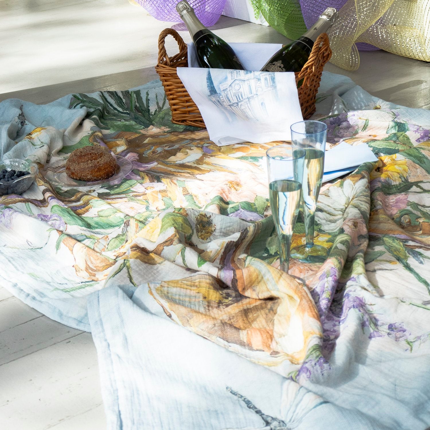 Muslin Blanket of Brass Bouquet