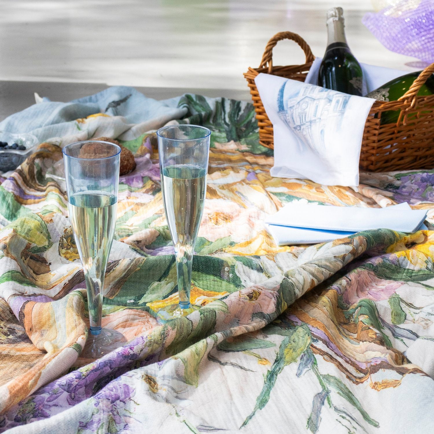Muslin Blanket of Brass Bouquet