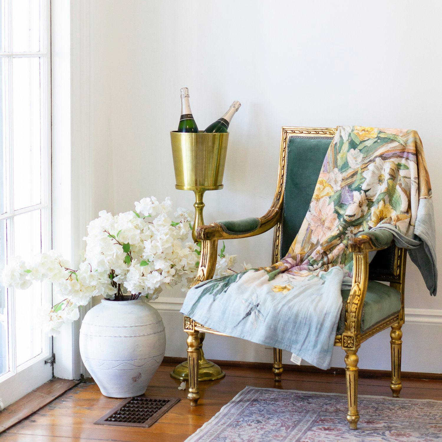 Muslin Blanket of Brass Bouquet